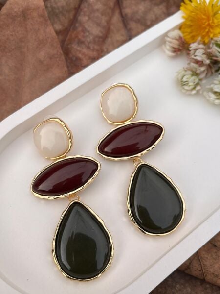 Üç Taşlı Sarkıt Renkli Küpe