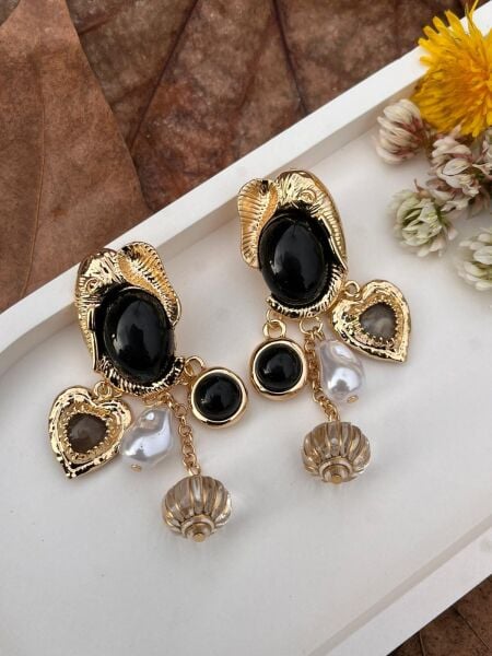 Siyah Sarkıtlı Küpe