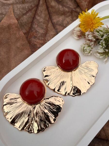 Bordo Taşlı Altın Yaprak Küpe