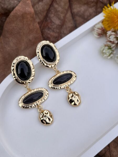 Siyah Taşlı Sarkıt Küpe