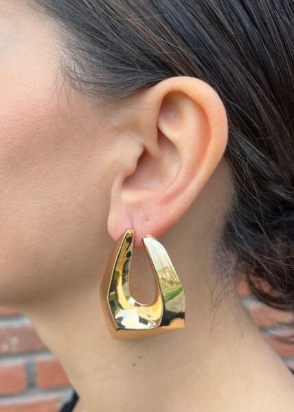 Altın V Desen Küpe