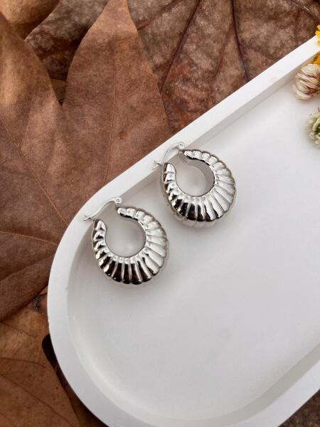 Silver Patterned U Earrings