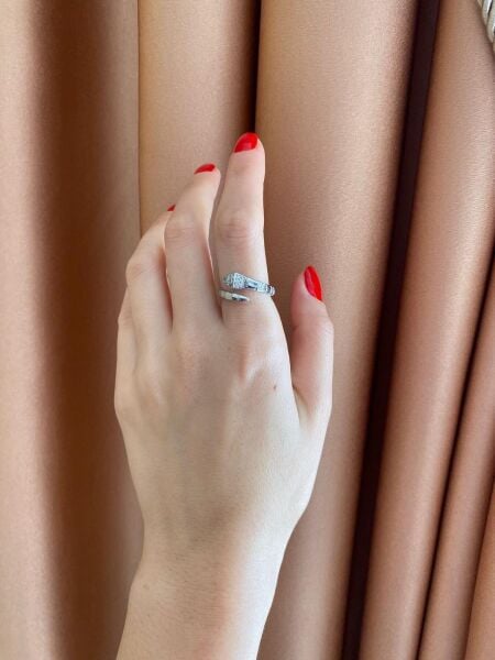 Taşlı Silver Yılan Yüzük