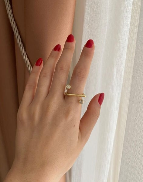 İki Taşlı Sarmal Gold Yüzük