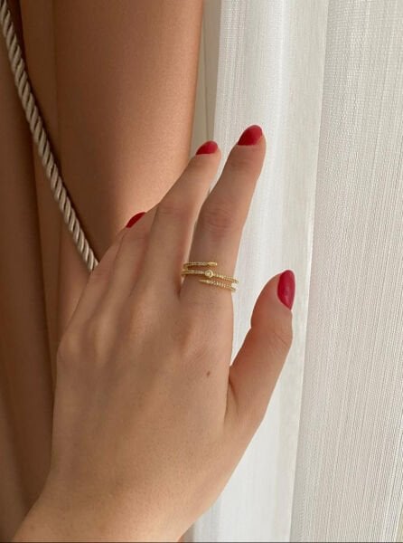 Taşlı Sarmal Gold Yüzük