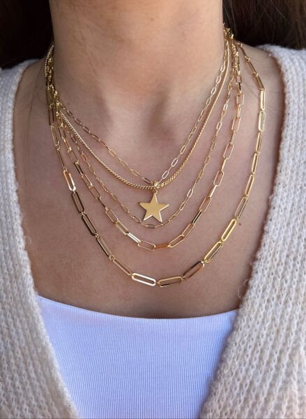 Beş Sıra Yıldız Uçlu Kolye