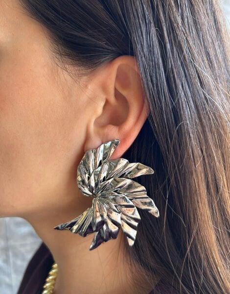 Kanatlı Gümüş Renkli Büyük Küpe