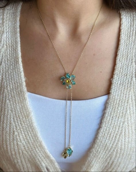 Çiçekli Ayarlanabilir Kolye Mavi